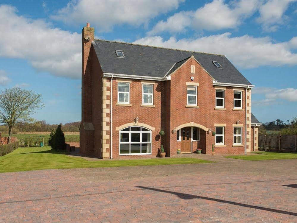 Carr Villa Dinnington Exteriör bild